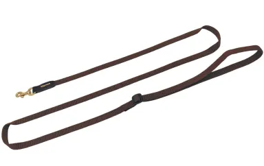 Führleine FLOTT 15 mm in braun mit Messingkarabiner und verstellbarer Handschlaufe